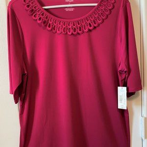 NWT Ladies East 5th Top